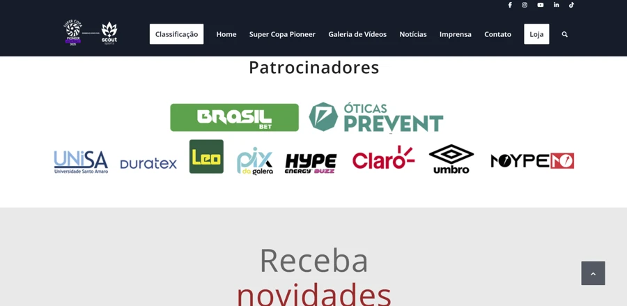 Captura da seção Patrocinadores do site oficial da SCP, com o logo Umbro entre as marcas parceiras.
